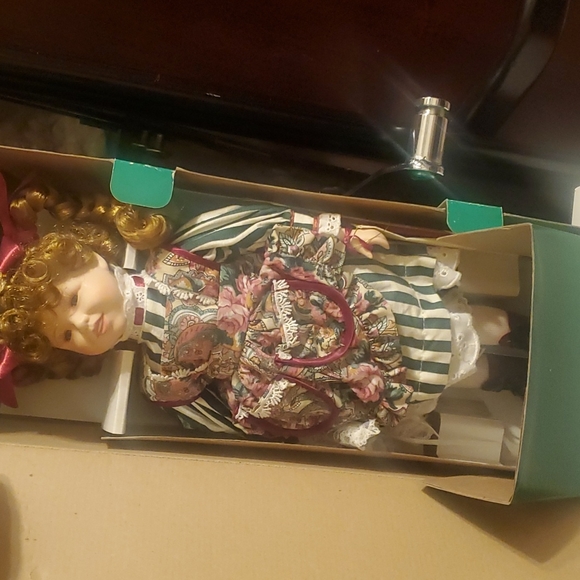 doll - Picture 2 of 2